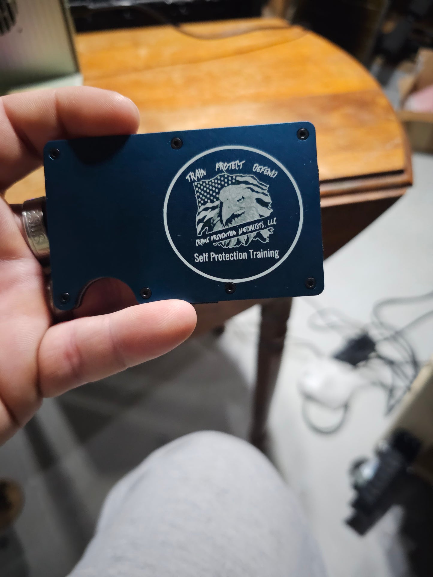 Minimalist Wallet – Sleek, Smart, and Unisex