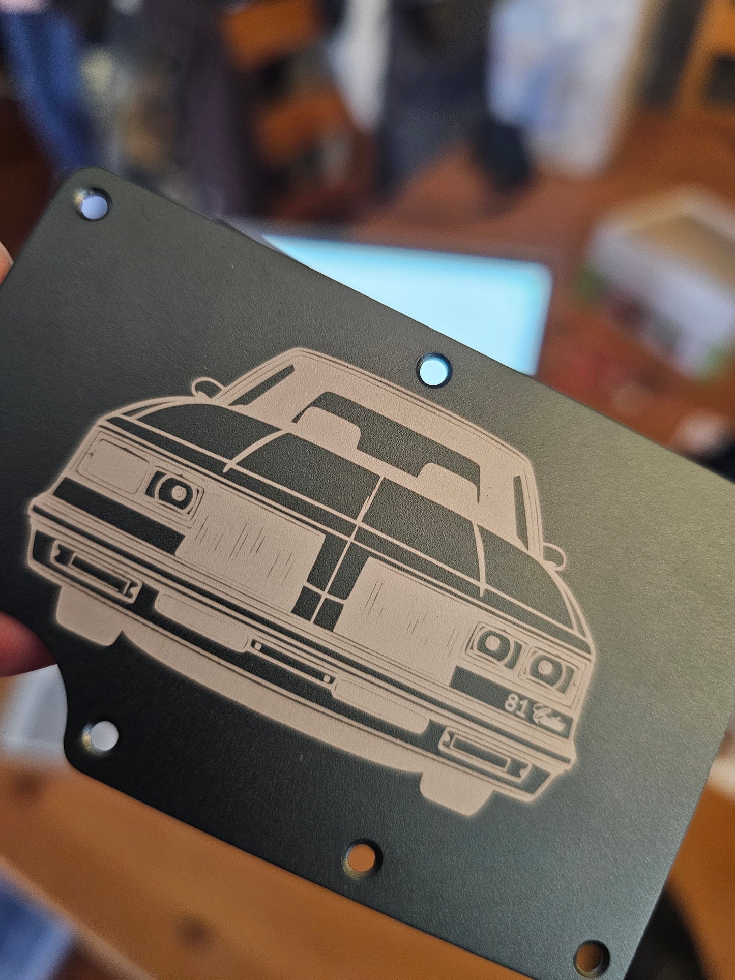 Minimalist Wallet – Sleek, Smart, and Unisex